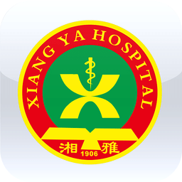 斯图尔特从替补席起身推搡库里后做“太小”手势，两人均吃T